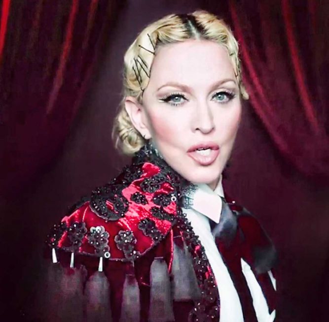Мадонна снялась в клипе в наряде ULYANA SERGEENKO