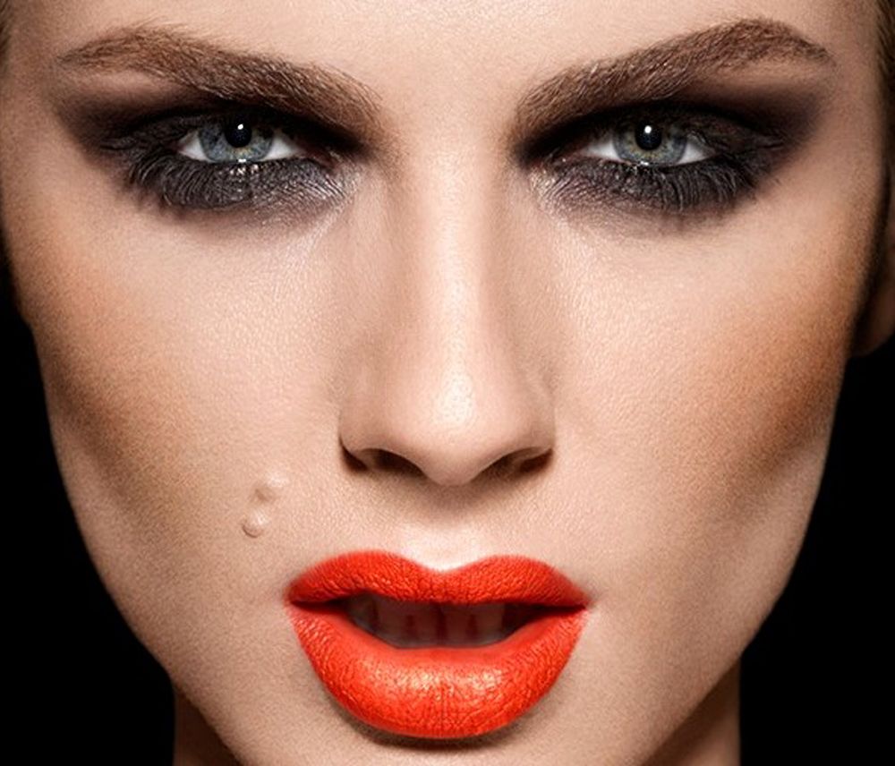 Андреа Пежич в рекламной кампании Make Up For Ever