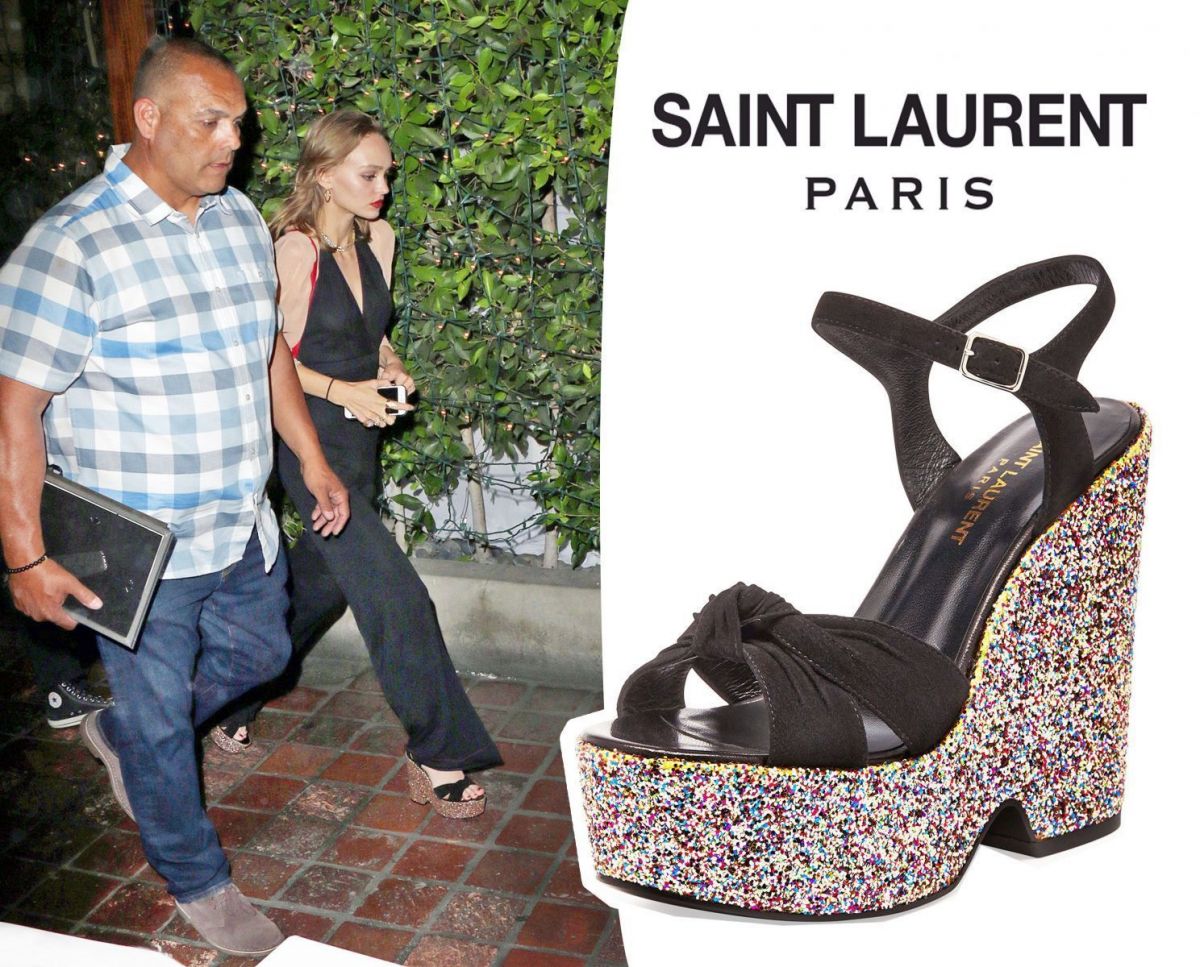 Обувь недели: босоножки Saint Laurent