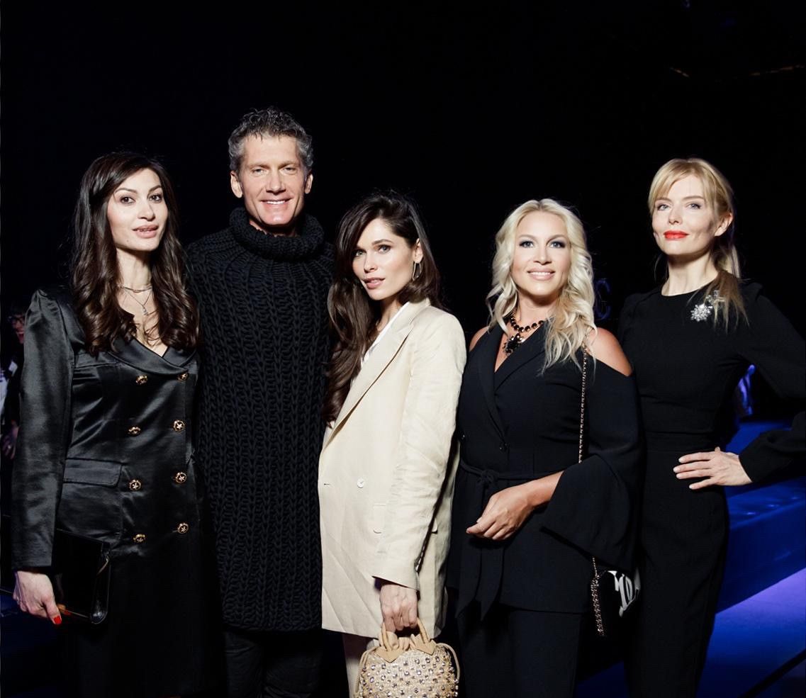 Полина Аскери, Екатерина Одинцова и другие звездные гости на показе LAKBI в рамках Недели моды Mercedes-Benz Fashion Week Russia