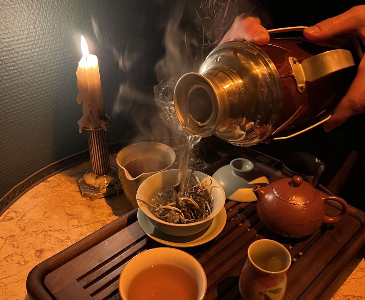 Taste it: «Неслучайная» - антикварная чайная на Патриарших 