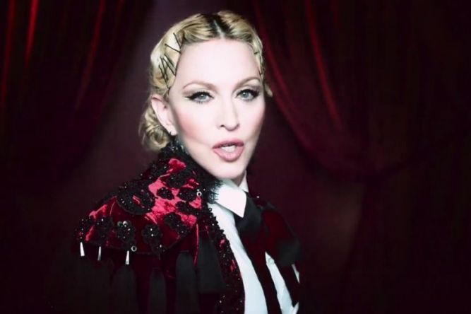 Жизнь ради любви: Мадонна в Ulyana Sergeenko Couture